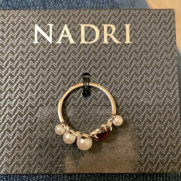 NWT NADRI STERLING SILVER GARNET PEARL RING SIZE 5 - Picture 2 of 3
